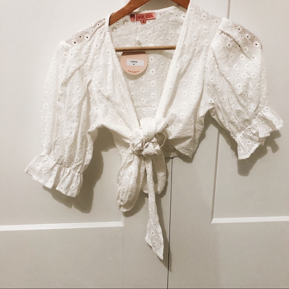 Verge girl top ✨